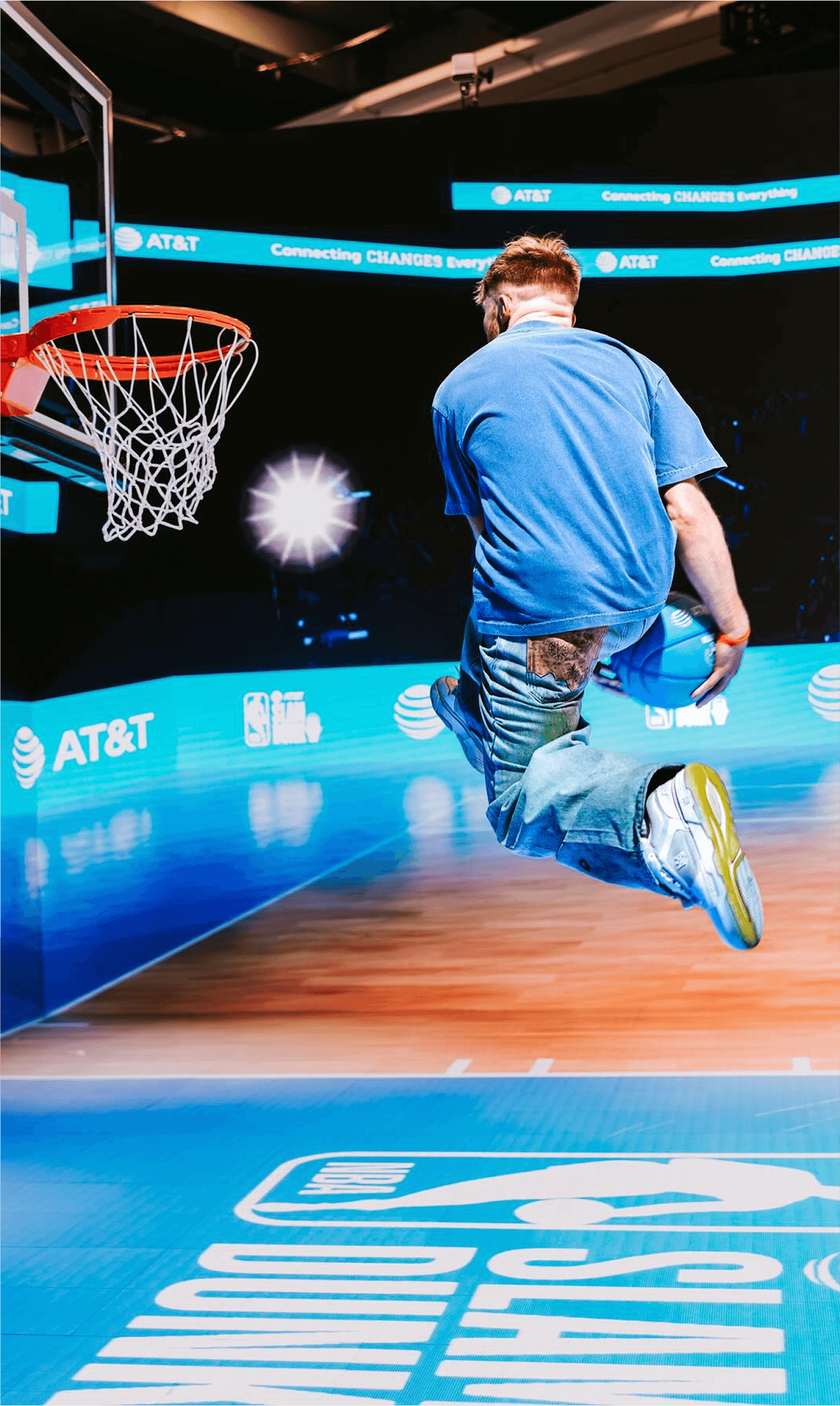AT&T Slam Dunk Immersive NBA ASW - Image 1